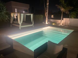 Construcción de piscinas .