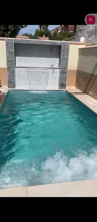 Construcción de piscinas .