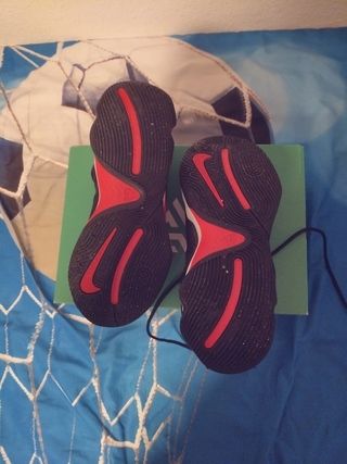 Nike Giannis Zapatillas Negras 