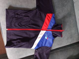 Chaqueta chándal educere