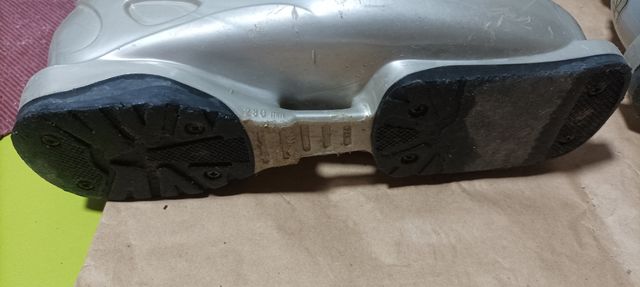 Botas de ski y casco