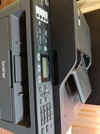 Impresora Multifunción Brother MFC-L2710DW