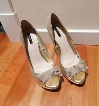 Zapatos de fiesta Zara dorados