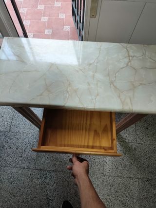 Mesa de cocina extensible imitación mármol