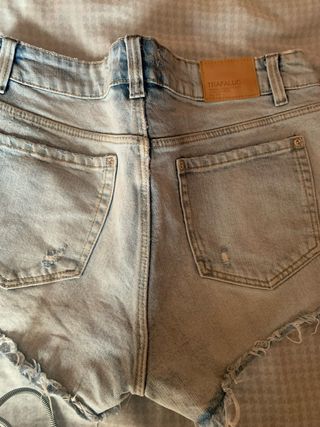 Shorts vaqueros Zara, pantalón corto 40
