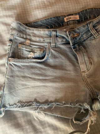 Shorts vaqueros Zara, pantalón corto 40