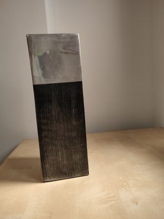 Jarrón moderno metal