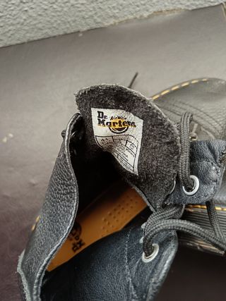 Botas Dr. Martens militares negras
