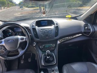 Ford Kuga 2014