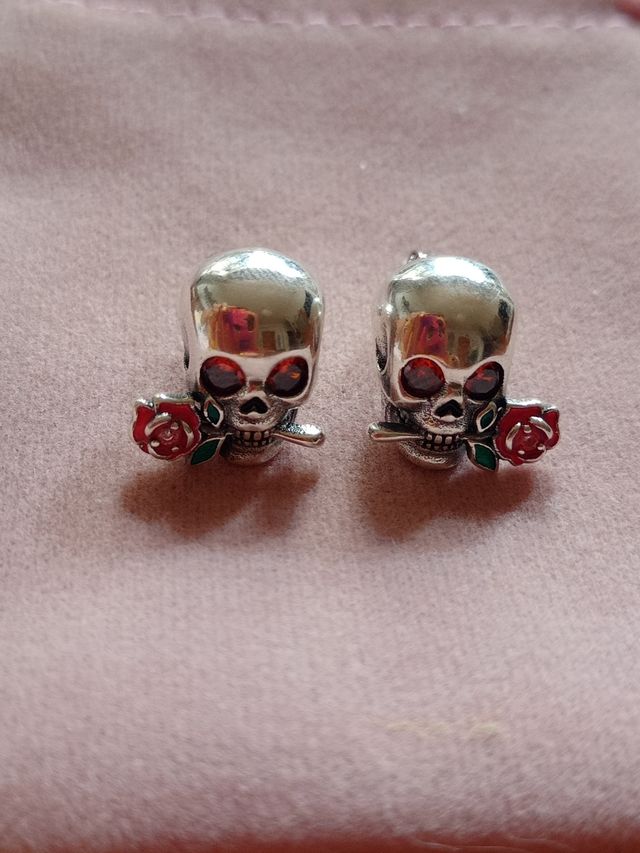 Pendientes Calavera con Rosa Roja plata