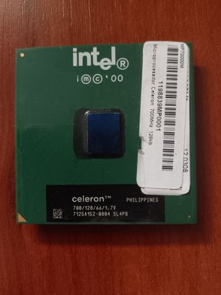 Procesador Intel Celeron 700 MHz