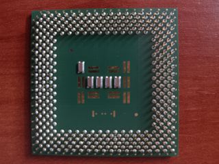 Procesador Intel Celeron 700 MHz