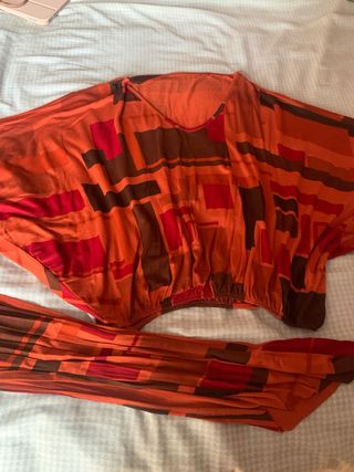 Camiseta manga mariposa naranja y roja 
