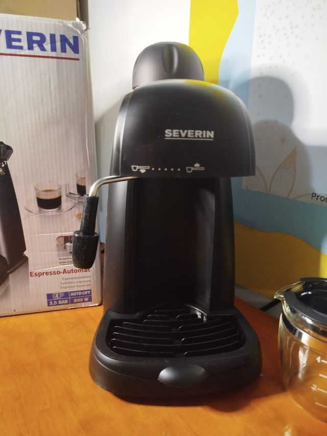 Cafetera Espresso SEVERIN Negra