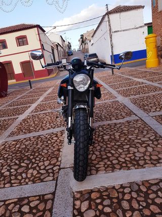 Moto Mondial HPS 125