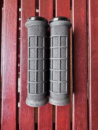 Punhos Odi Elite Pro Lock-On