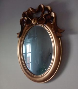 Espejo de Pared Dorado Ovalado