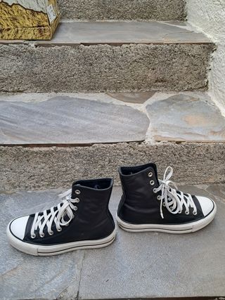 Converse polipiel negras
