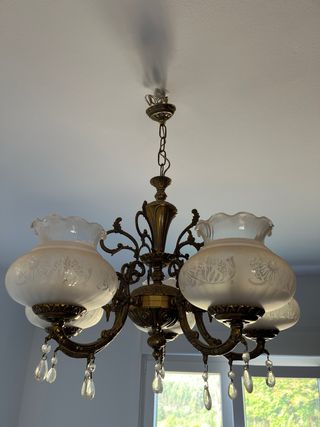 Lámpara de techo antigua dorada