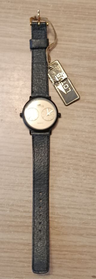 Reloj Lotus Dual Vintage Negro/Dorado. Nuevo