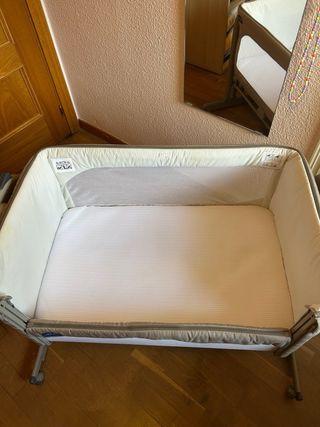 Cuna colecho Chicco beige
