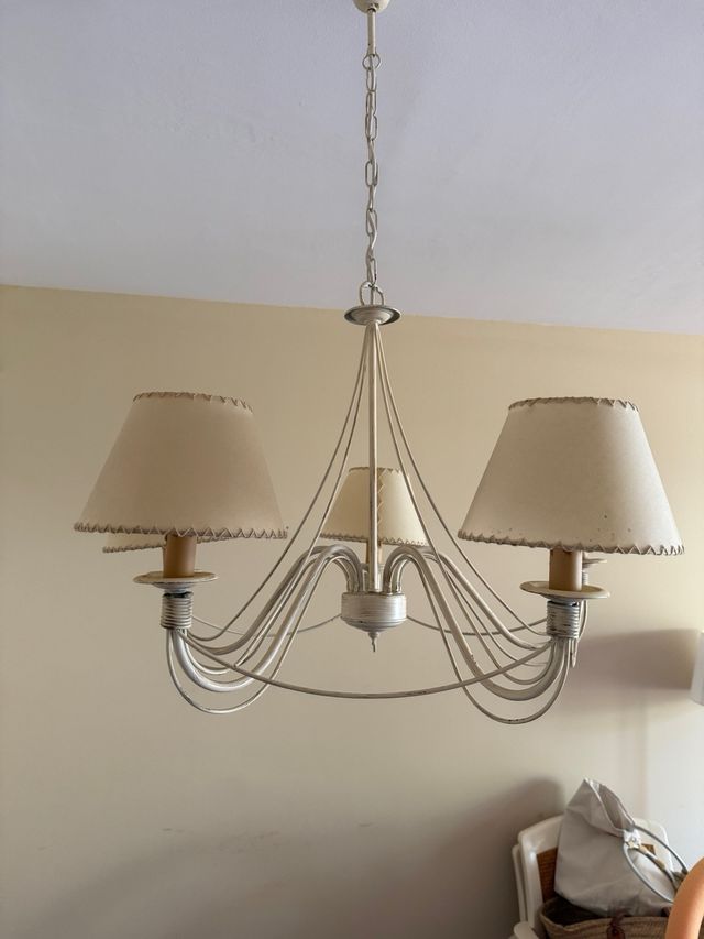 Lámpara de techo vintage beige y blanco