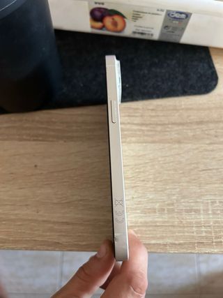 iPhone 13 128GB Blanco - 89% Batería