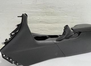 Consola central mazda b45b64951 bhn164951 3 143519