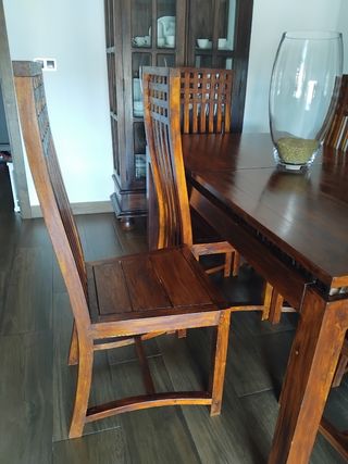 Mesa de salón, comedor y 6 sillas de madera teca