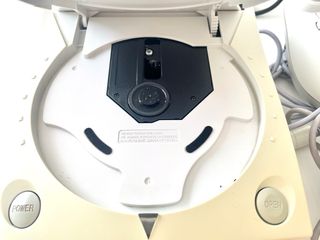 Consola Sega Dreamcast + 2 Mandos