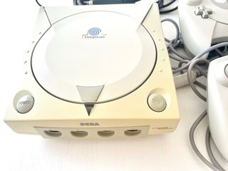 Consola Sega Dreamcast + 2 Mandos