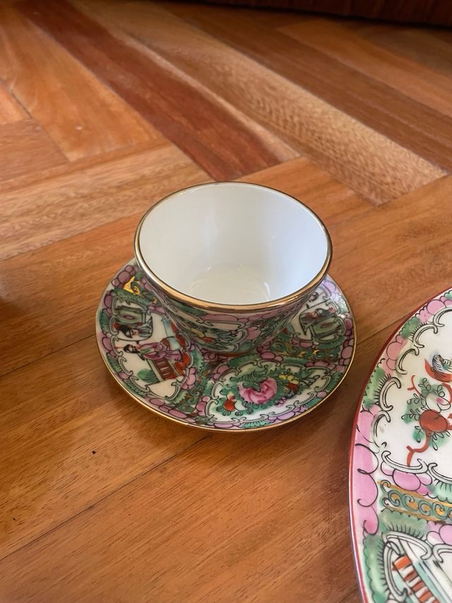 Juego de platos estilo japonés