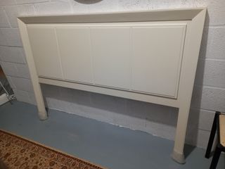 Cabecero de cama 1,35m. madera.