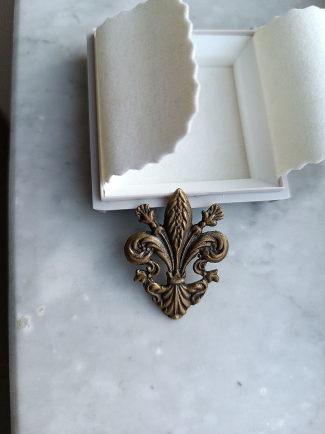 Spilla vintage bronzo giglio fiorentino