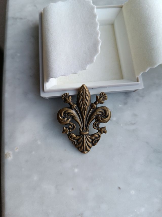 Spilla vintage bronzo giglio fiorentino