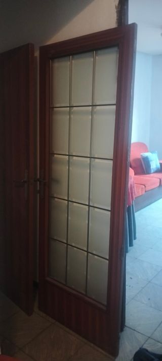 Puertas de madera con cristal