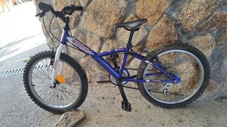 Bicicleta infantil azul Decathlon