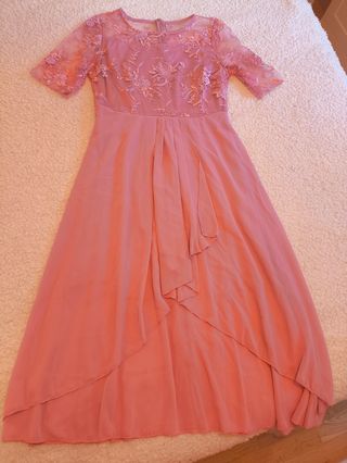 Vestido de fiesta midi rosa