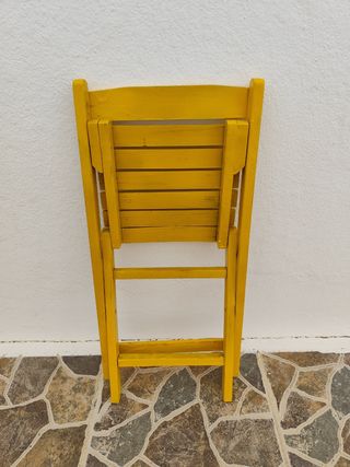 Oferta! Silla infantil madera vintage amarilla.