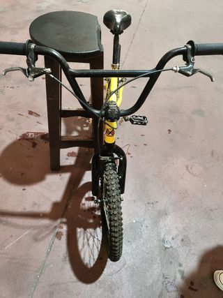 Bicicleta BMX Monty 139 Amarilla