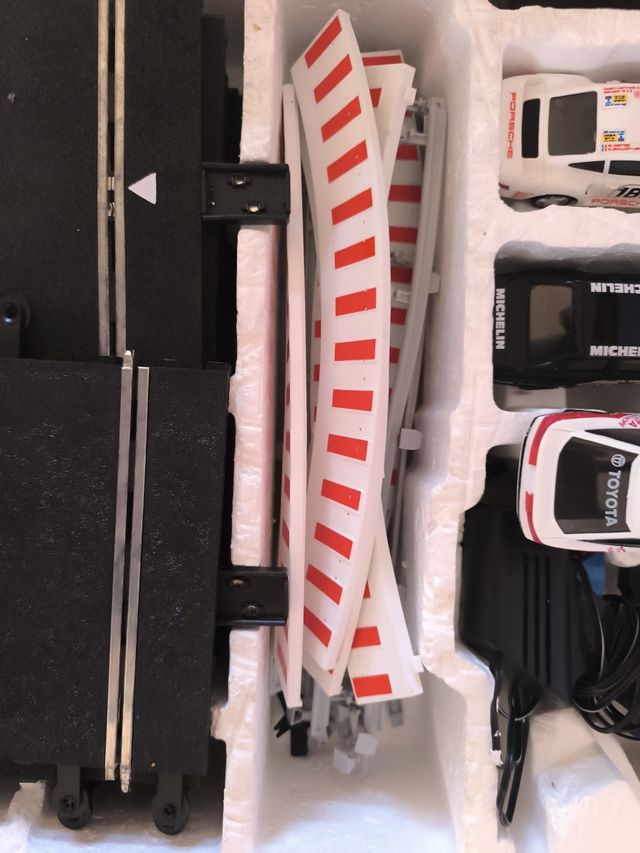 Lote Scalextric: Pistas y 3 Coches