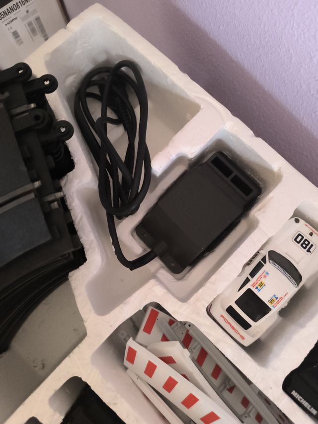 Lote Scalextric: Pistas y 3 Coches