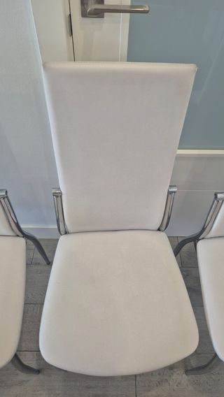 Juego de 4 sillas de piel sintética blancas