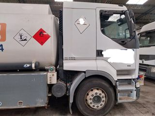 Camión Cisterna Renault Premium 385