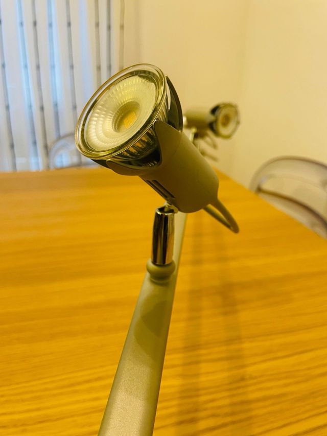 Lámpara de techo LED plateada