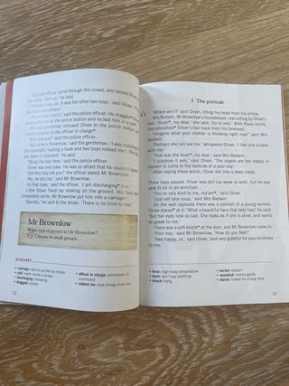 libro Oliver Twist de Charles Dickens  y CD