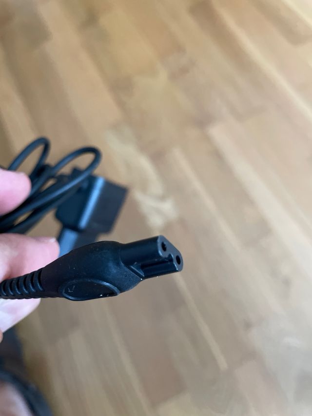 Cargador Philips recortadora barba serie 9000