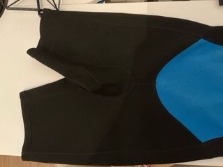 Neopreno corto surf Tribord azul y negro