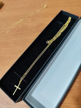 Cadena y Colgante Cruz Oro 18K