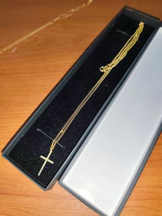 Cadena y Colgante Cruz Oro 18K
